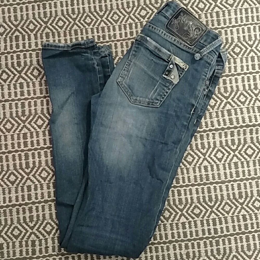 Trendy skinny jeans